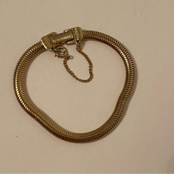 GOLDETTE NY BRACELET VINTAGE GOLD MESH SAFETY CHAIN FOLD-OVER CLASP 7.5” USA - Picture 3 of 8